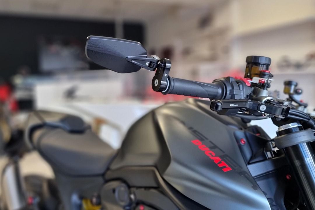 Mv agusta hotsell bar end mirrors