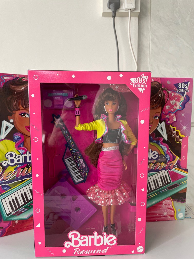 Barbie Rewind 80s Edition Dolls' Night Out Doll 11.5-in Brunette in Party  Look Featuring Neon Jacket, Skirt ＆ Accessories, with Cassette Tape Doll S