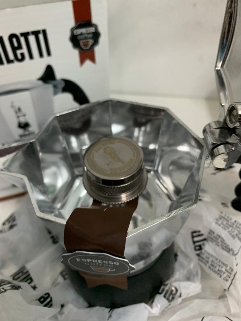 Bialetti Brikka, TV & Home Appliances, Kitchen Appliances, Coffee