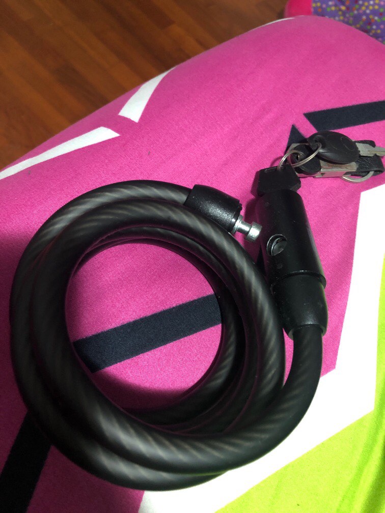 Bicycle lock, Sports Equipment, Bicycles & Parts, Parts & Accessories