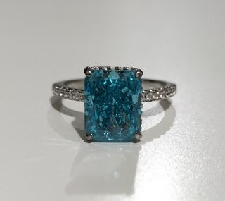 Blue Crushed Ice Radiant Cut Ring (925 Sterling Silver)