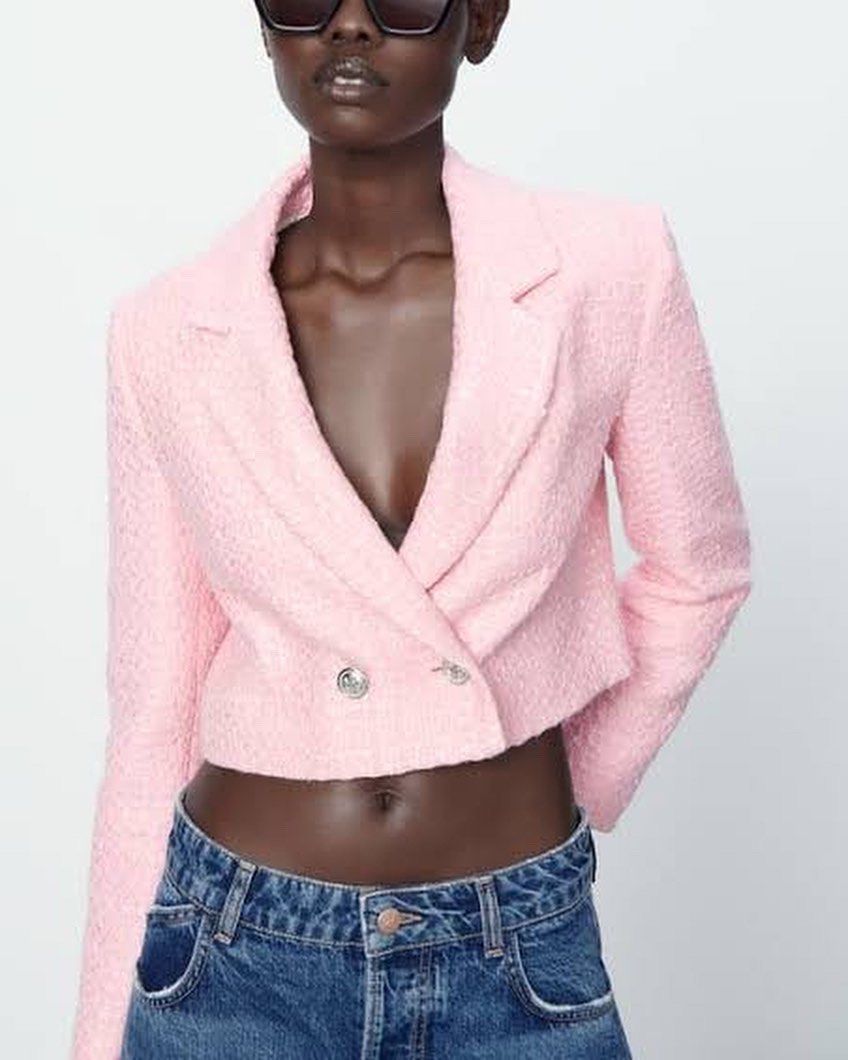 BNWT Authentic Zara crop blazer, Women's Fashion, Coats, Jackets and  Outerwear on Carousell