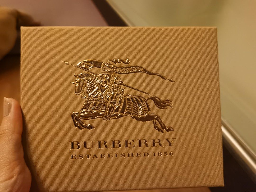 Burberry wallet box with dustbag