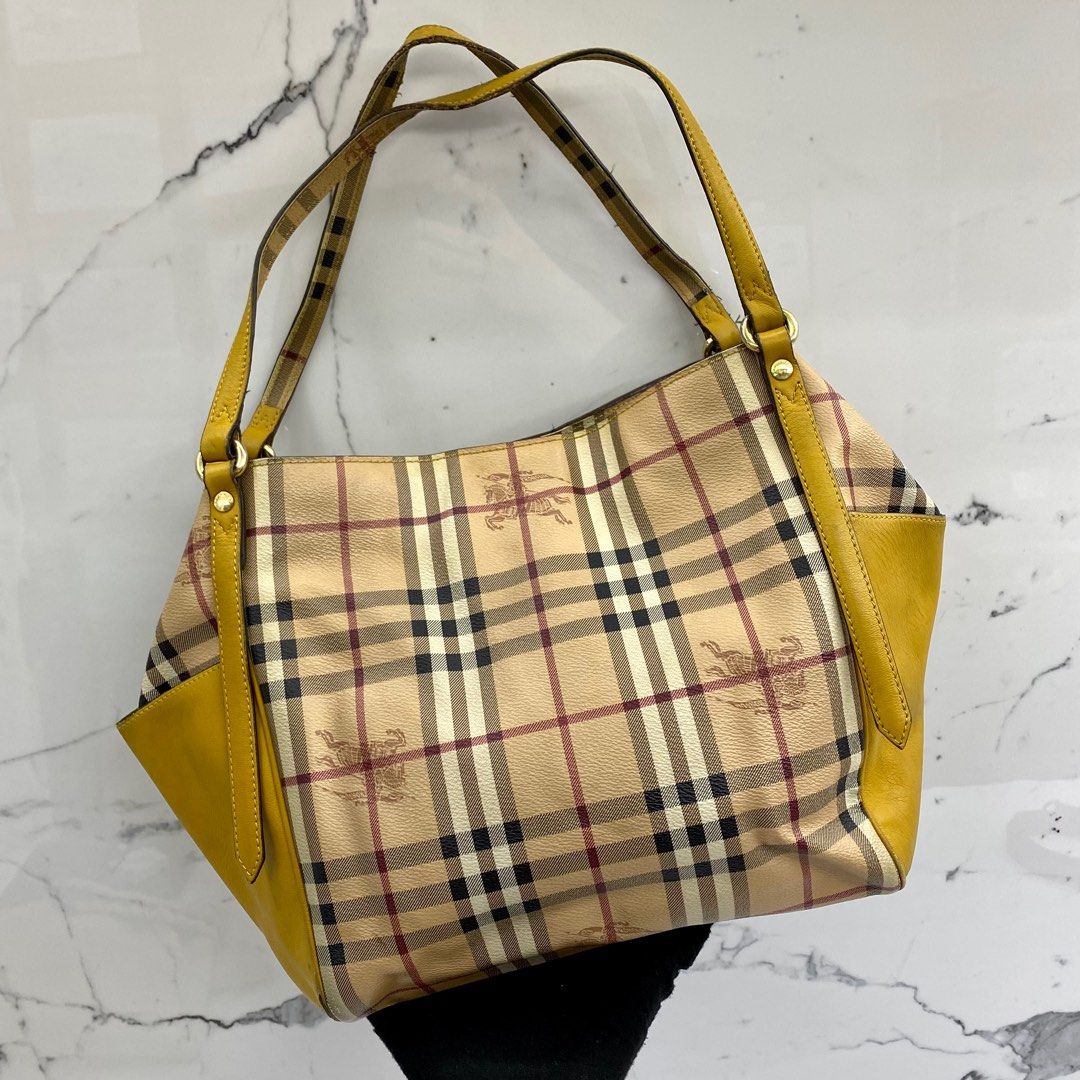 Burberry shop pvc bag