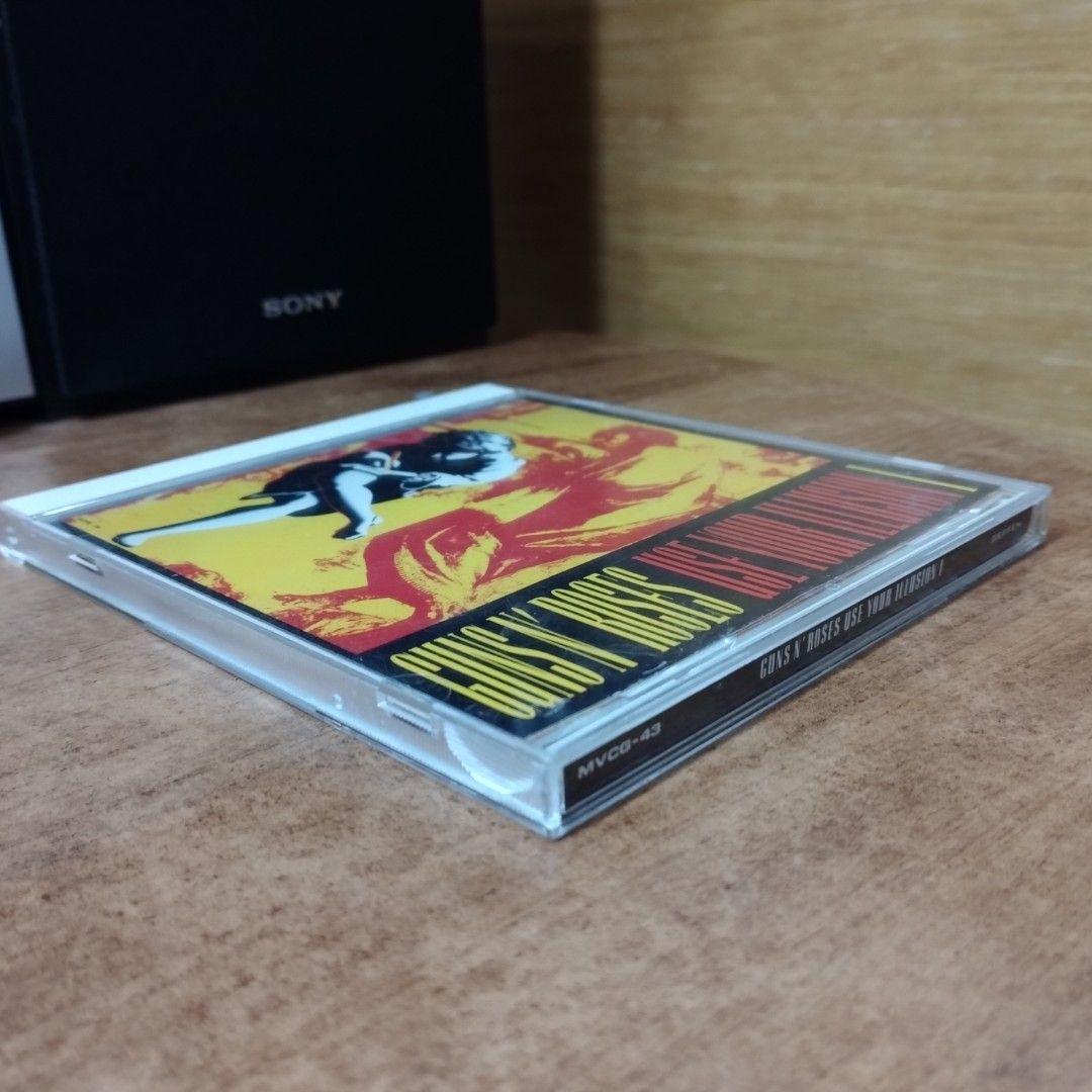 CD GUNS N ROSES USE YOUR ILLUSION I Hobbies Toys Music Media cd guns n roses use your illusion i hobbies toys music media