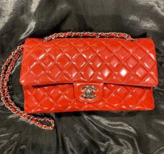 Chanel medium SHW patent (red)