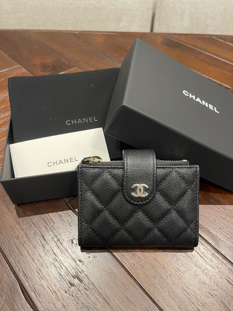 Chanel small wallet. BNIB - Classic in black & caviar with LG hardware ...
