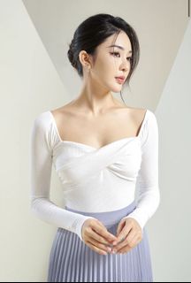 (Category: ) located in . Submitted by shoppshop (Listing ID 1199663469, Image 1). Description: .