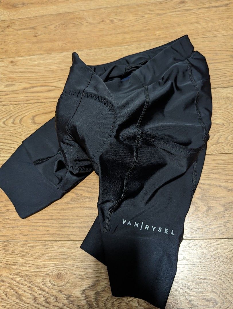 Decathlon Cycling Padded shorts Mens, Men's Fashion, Activewear on Carousell