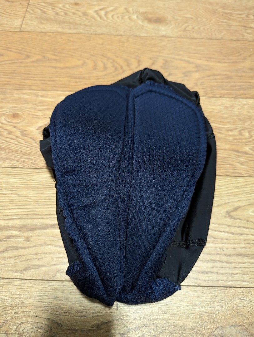 Decathlon Cycling Padded shorts Mens, Men's Fashion, Activewear on Carousell