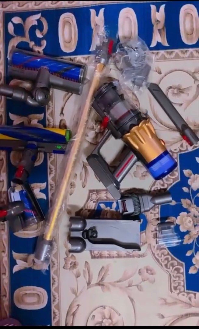Dyson V12 Absolute, TV & Home Appliances, Vacuum Cleaner & Housekeeping