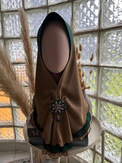 (Category: ) located in . Submitted by almariaida (Listing ID 1199738893, Image 1). Description: .