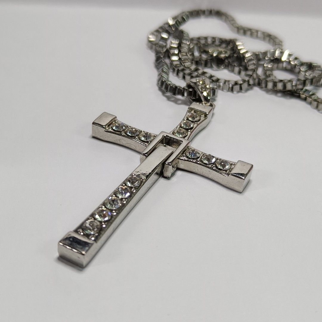Tencent Dominic Toretto's Cross Pendant Necklace Titanium Steel Hip-hop  Necklaces Gift for Men and Women Fast and Furious Movie Fans | Amazon.com