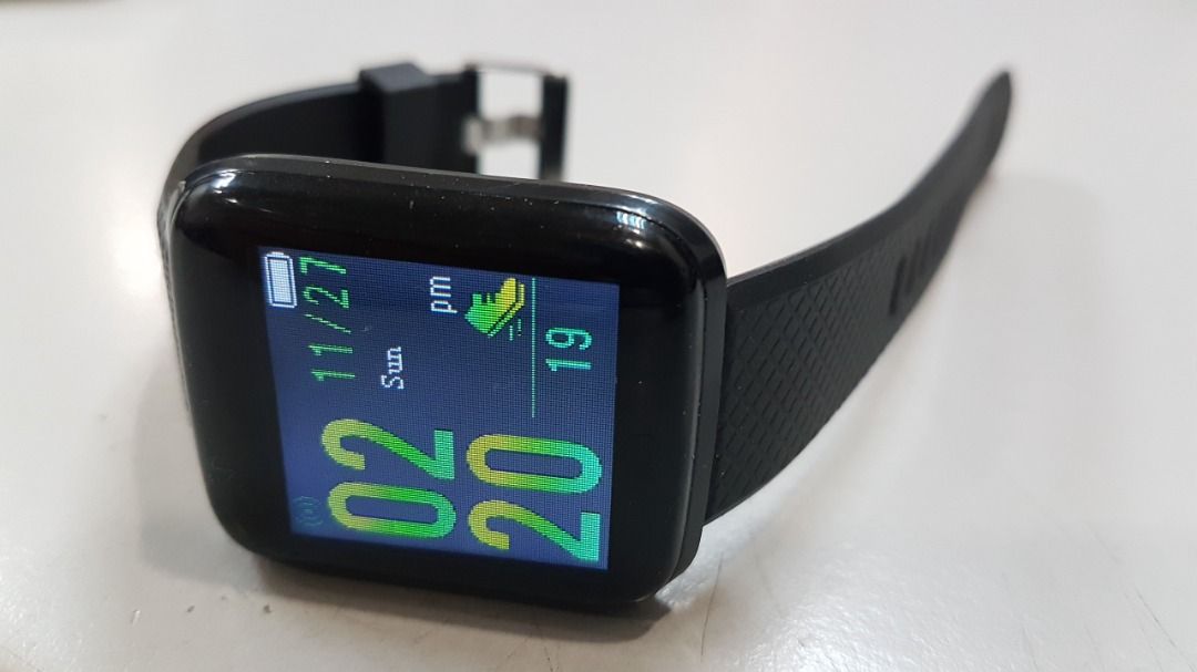 Lt716 g watch price