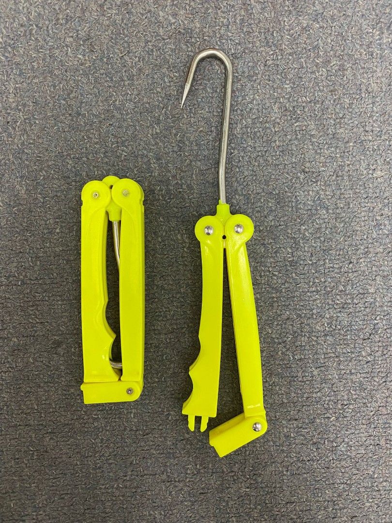 Folder mini gaff, Sports Equipment, Fishing on Carousell