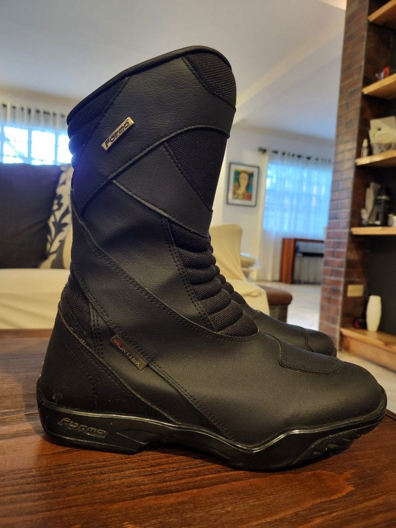 Forma nero boots shop