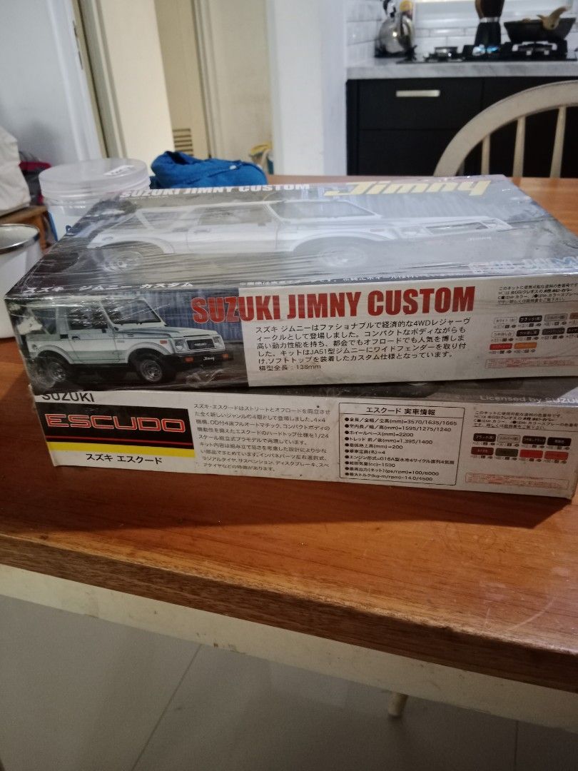 Fujimi Suzuki Jimny model kit, Toys & Collectibles, Mainan di Carousell