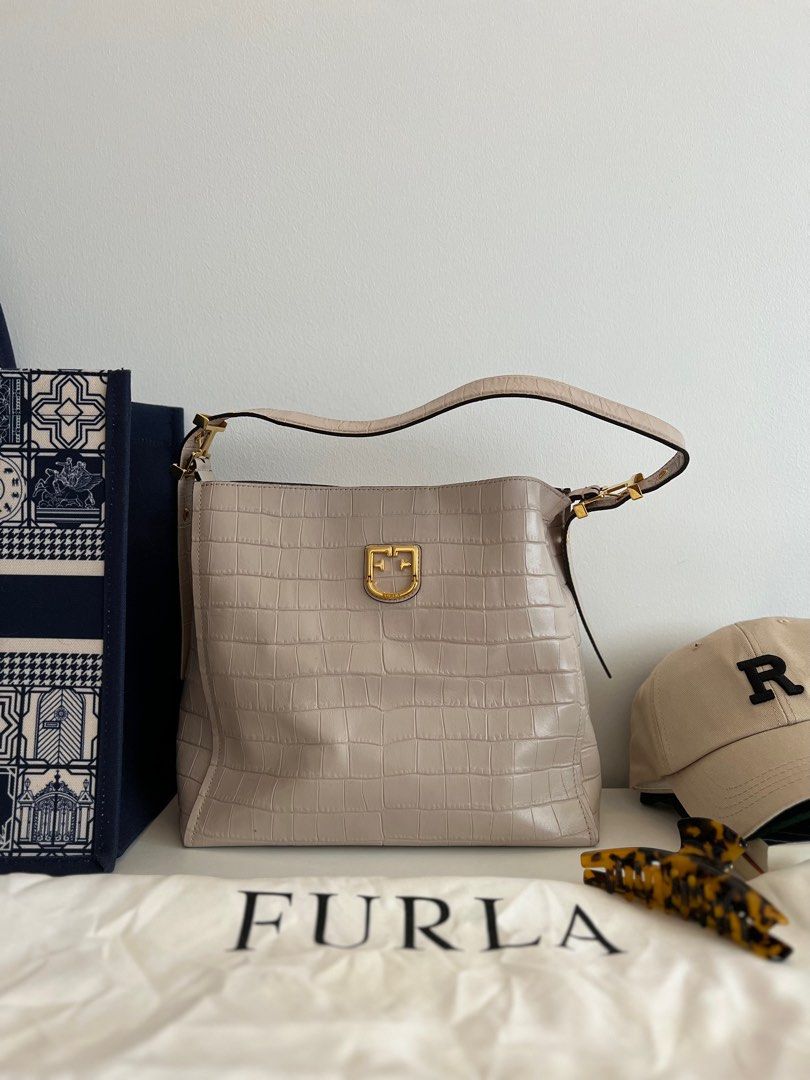 Furla hot sale belvedere bag