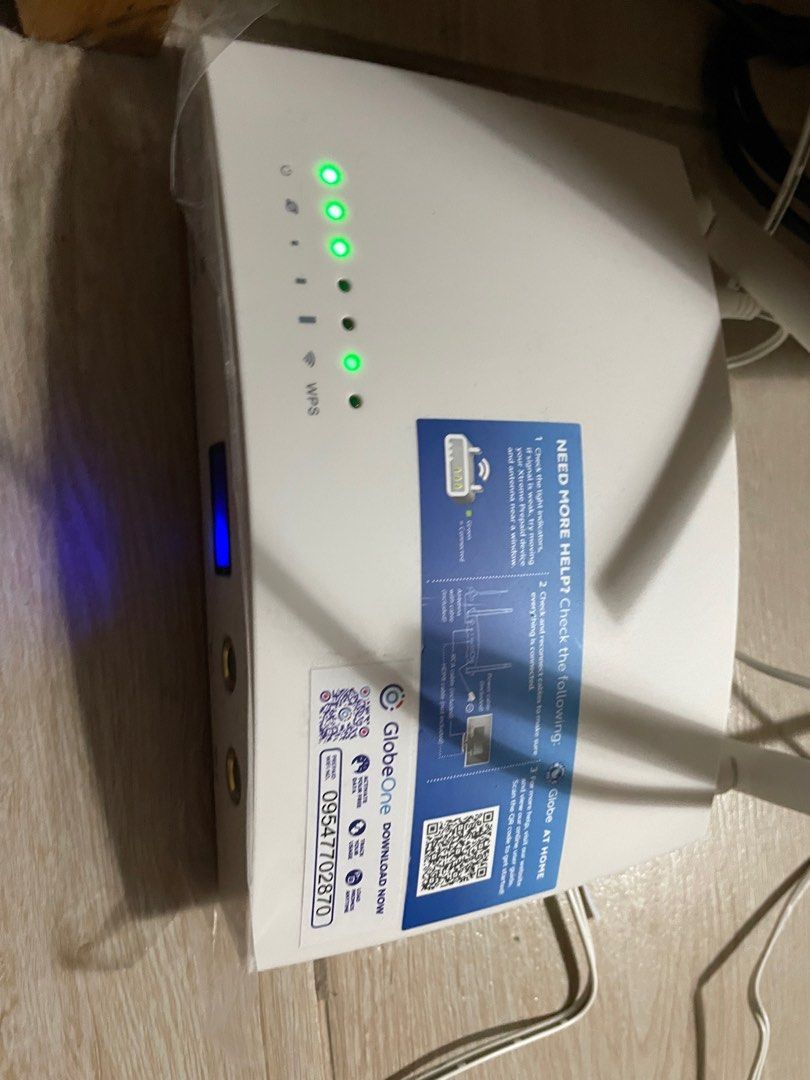 GLOBE XTREME PREPAID HPME WIFI (Category: Networking) located in Makati City. Submitted by romatt588 (Listing ID 1199791186, Image 3). Description: Reason to sell : too much prepaid wifi device .