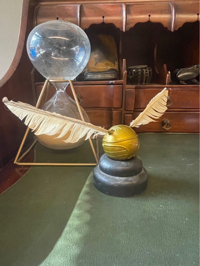Golden snitch Harry Potter, Hobbies & Toys, Memorabilia & Collectibles ...