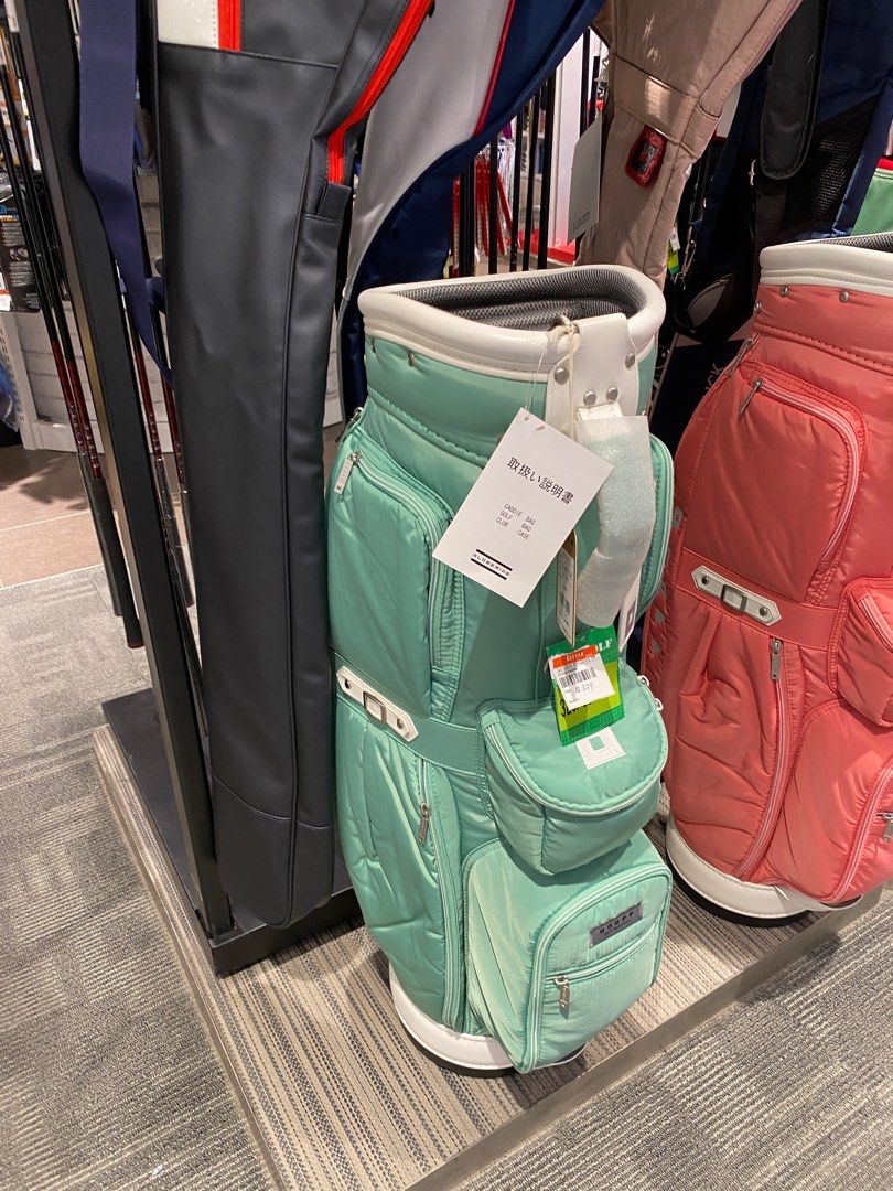 Golf Bag On & Off, Sports Equipment, Sports & Games, Golf on Carousell