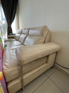 (Category: ) located in . Submitted by koi1908 (Listing ID 1199639270, Image 1). Description: .