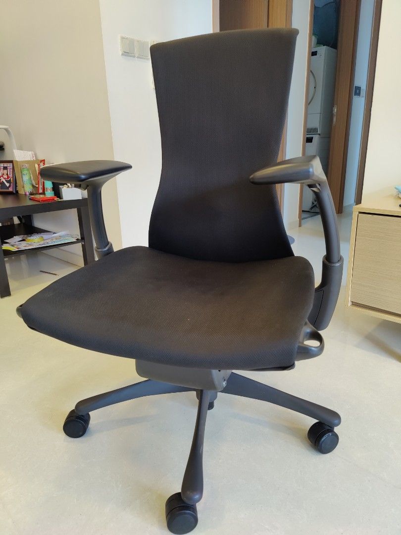 Herman Miller Embody Chair Rhythm Black, Furniture & Home Living
