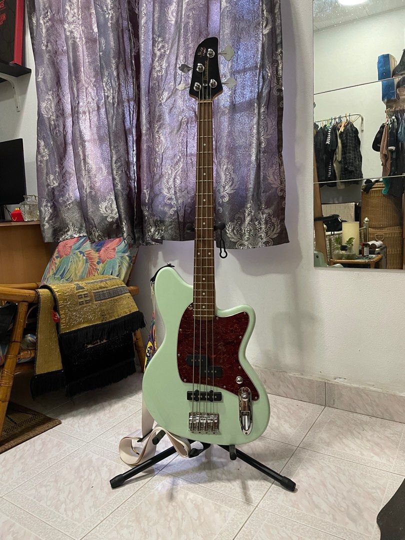 Ibanez TMB100 Talman Bass Guitar and Bass Amp, Hobbies & Toys, Music