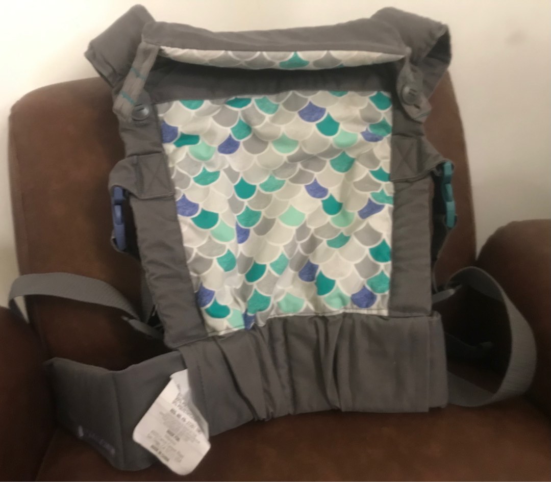 Infantino mermaid carrier top