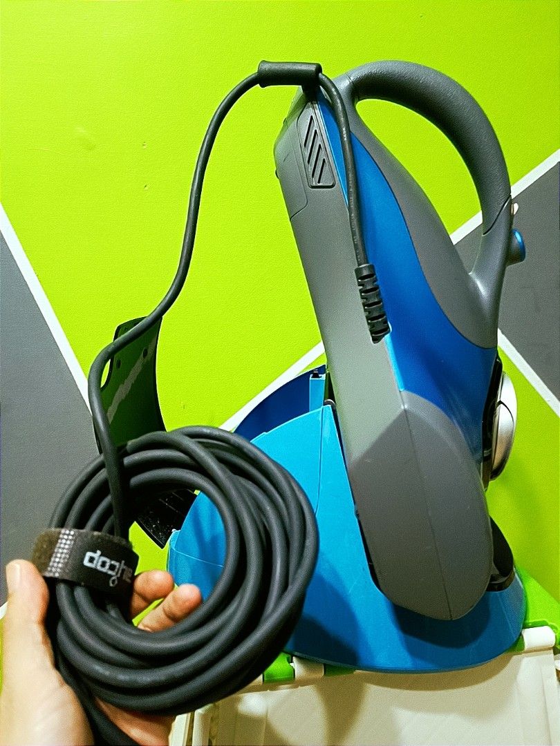 Japan Surplus Raycop UV light bed/carpet vacuum cleaner (Category: Vacuum Cleaner & Housekeeping) located in Cavite. Submitted by csl_corner (Listing ID 1199778123, Image 2). Description: Japan Surplus Raycop UV light bed/carpet vacuum cleaner selling AS IS UNTESTED WYSISWYG UNTESTED AS IS AS IS WHERE IS 110volts 110volts.