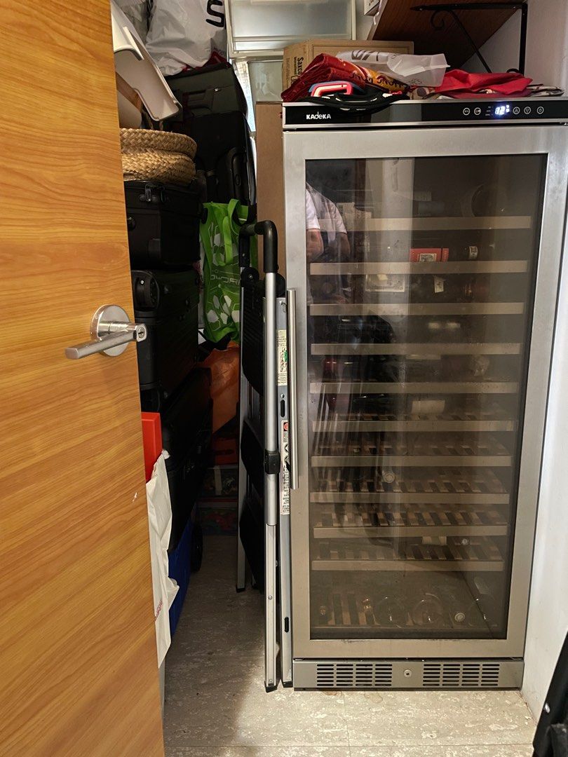 Wine Fridge Kadeka 110 bottle stainless steel door, TV & Home