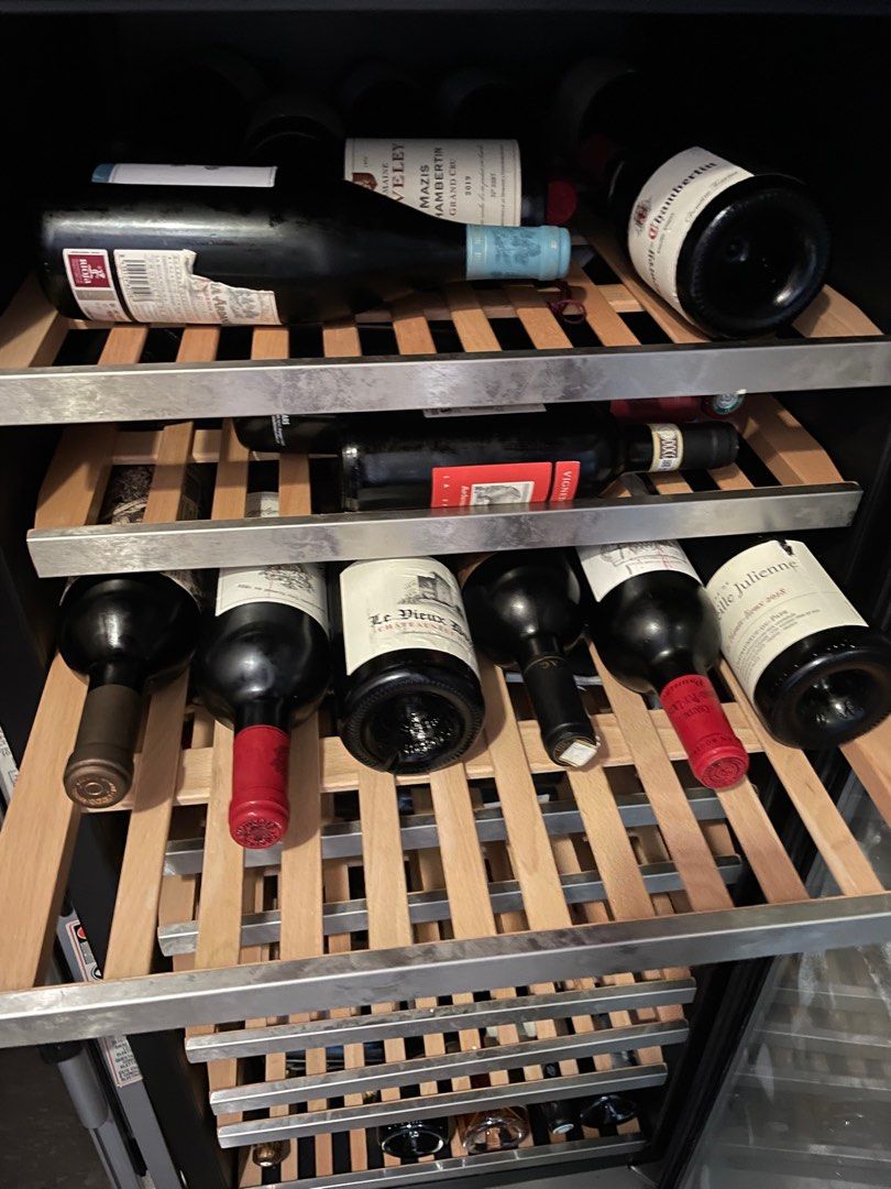 Wine Fridge Kadeka 110 bottle stainless steel door, TV & Home