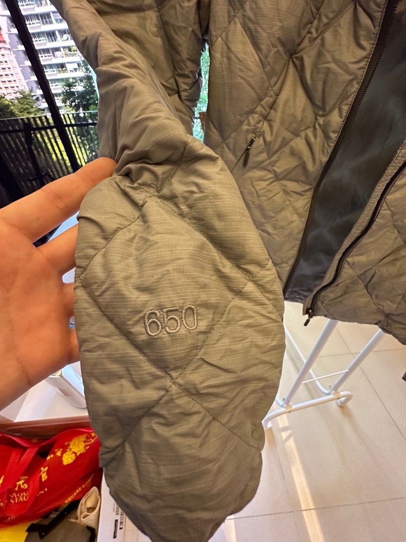 Women's Black 650 Fill Power Down Hooded Jacket