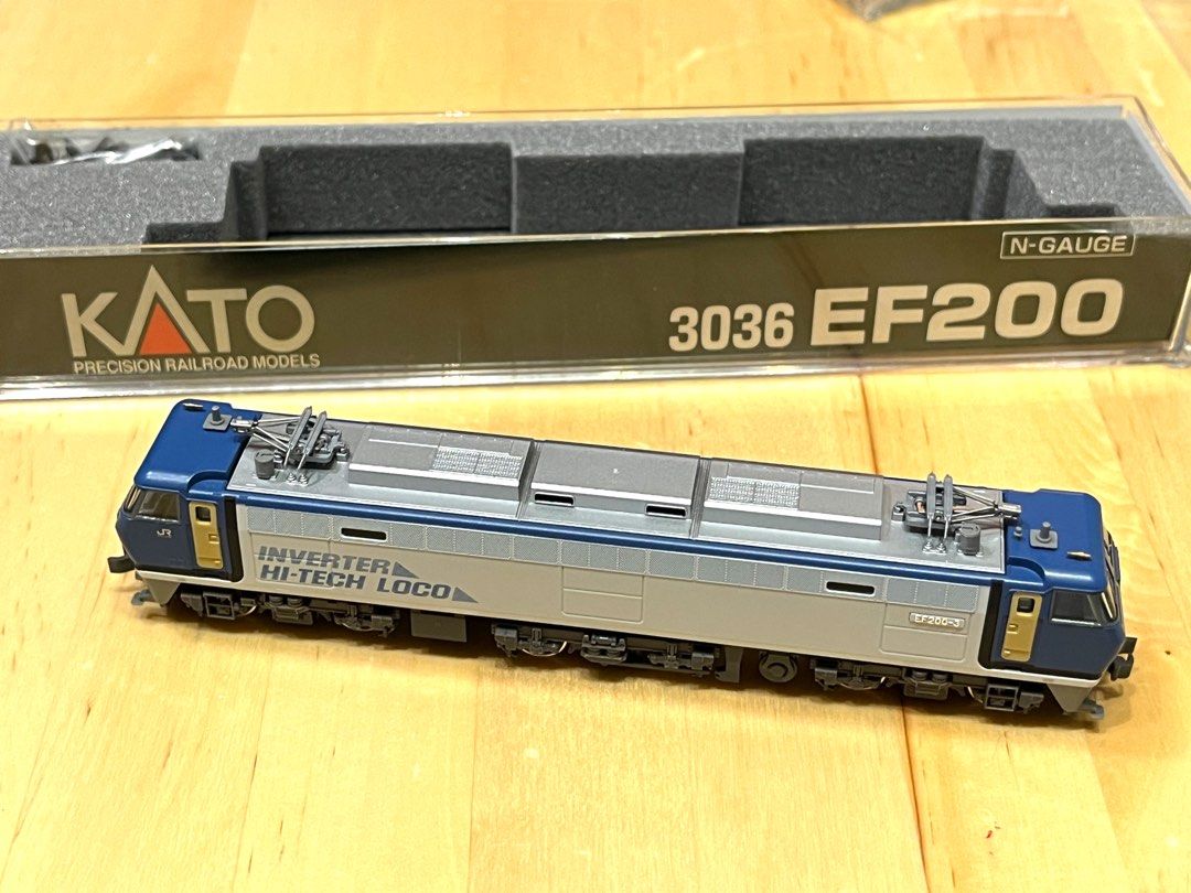 新品＆未使用品】KATO：3036-2 EF200(登場時塗装)＆KATO：10-1421コキ