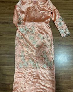 (Category: ) located in . Submitted by thetriftedvintage (Listing ID 1199757335, Image 1). Description: .