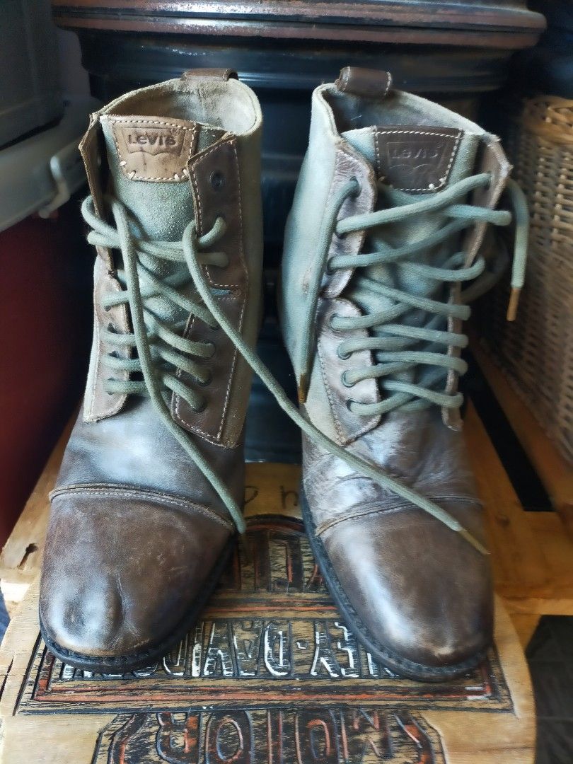 Levis biker best sale boots