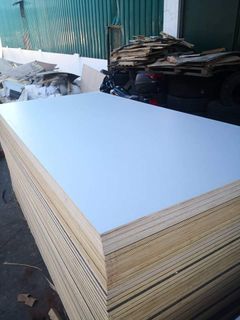 Melamine on marine plywood