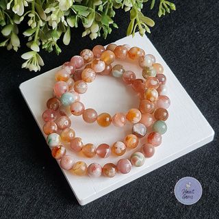 (Category: ) located in . Submitted by hawtgems (Listing ID 1199712899, Image 1). Description: .