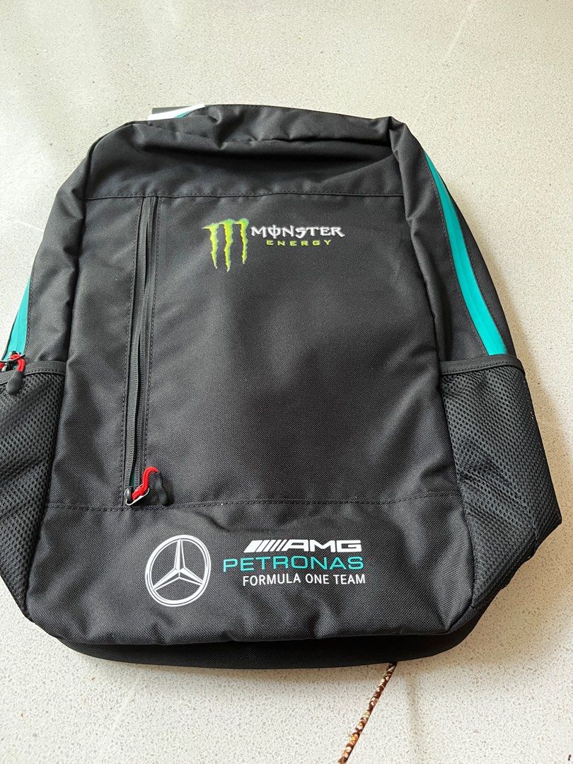 AMG Petronas FW Backpack 独特の上品 - バッグ