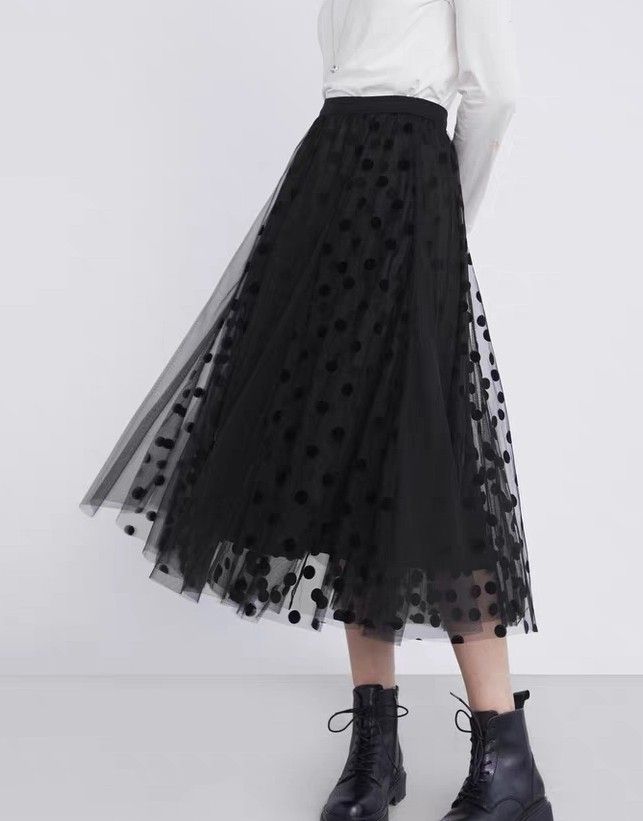 Polka dot online lace skirt