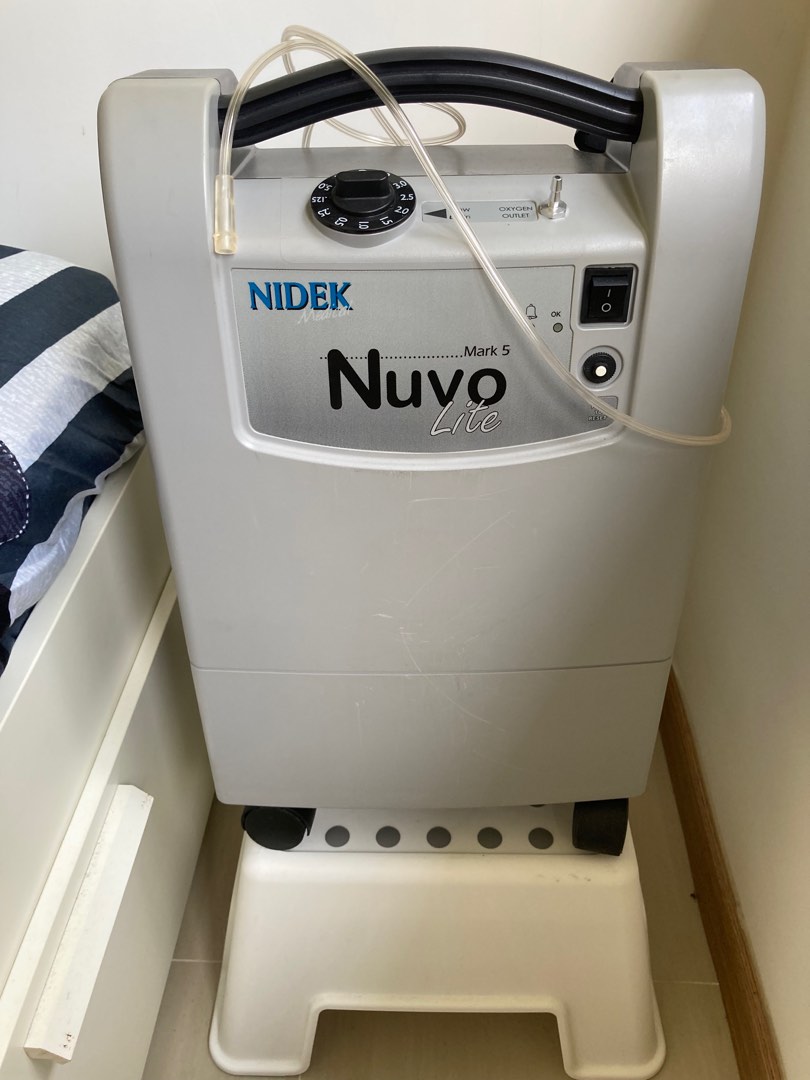 Nidek Nuvo Lite Mark 5 Oxygen Concentrator, Health & Nutrition, Medical