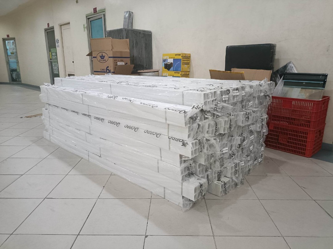 Oppo PVC Moulding, Computers & Tech, Parts & Accessories, Networking on ...