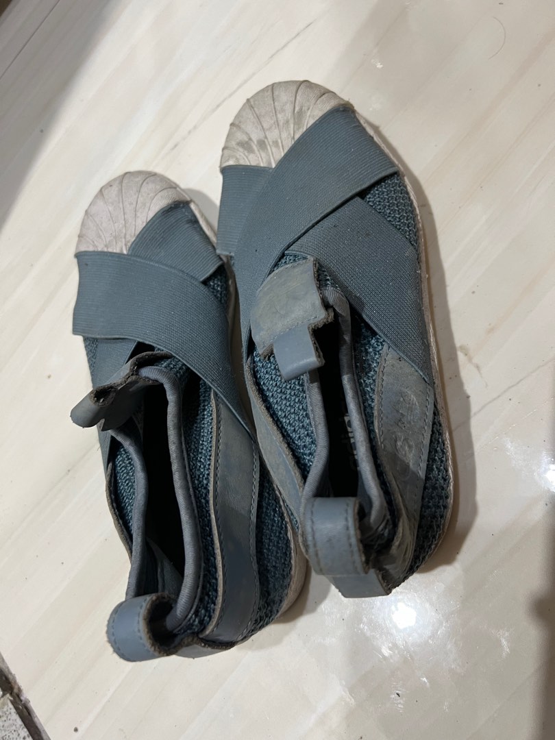 size 7 women's adidas originals yeezy shoes