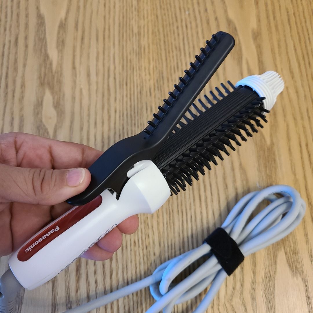 ヘアアイロン  Panasonic EH-HT48-W Brush Iron