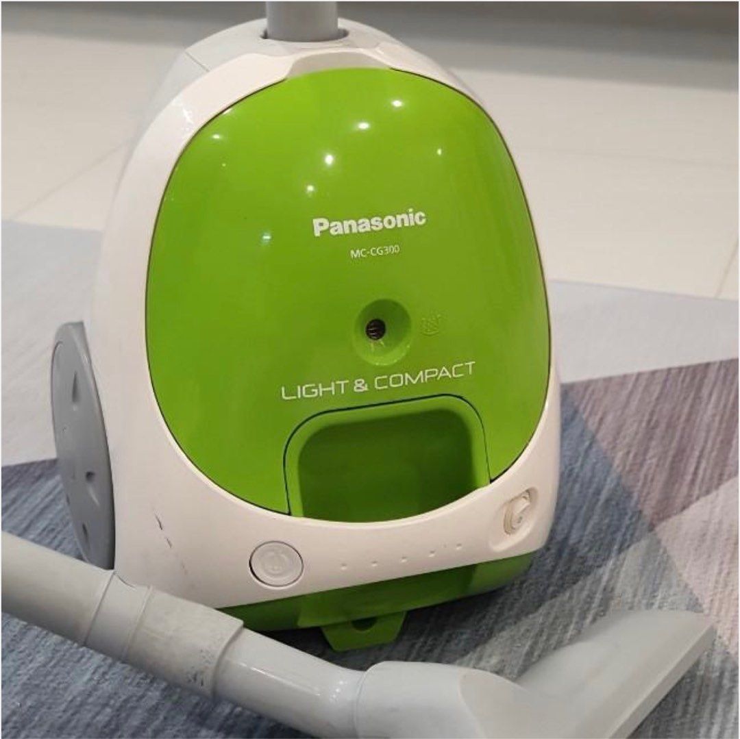Panasonic Vacuum Cleaner, TV & Home Appliances, Vacuum Cleaner