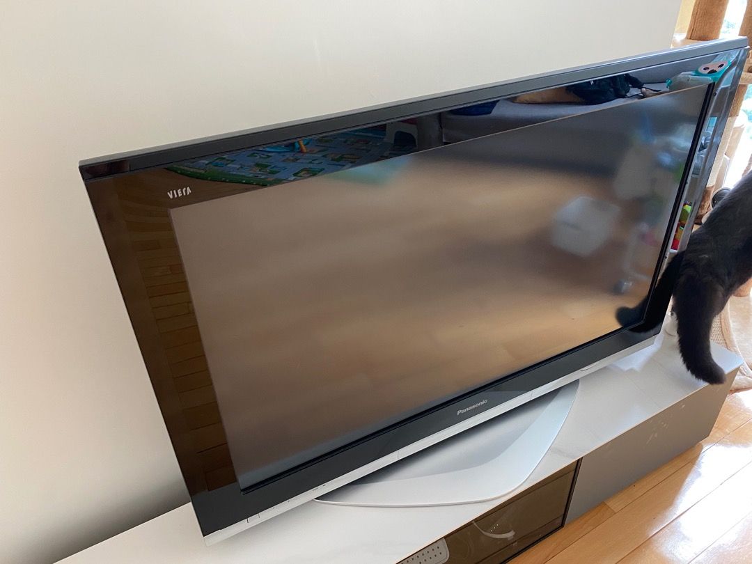 Panasonic Viera 42" Plasma TV, 家庭電器, 電視 & 其他娛樂, 電視 Carousell