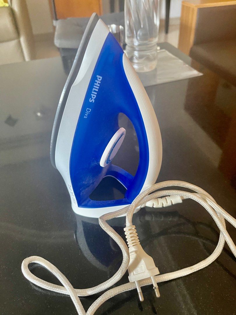 Philips iron, TV & Home Appliances, Irons & Steamers on Carousell