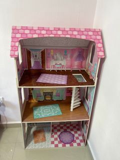 (Category: ) located in . Submitted by annxae (Listing ID 1199720363, Image 1). Description: .