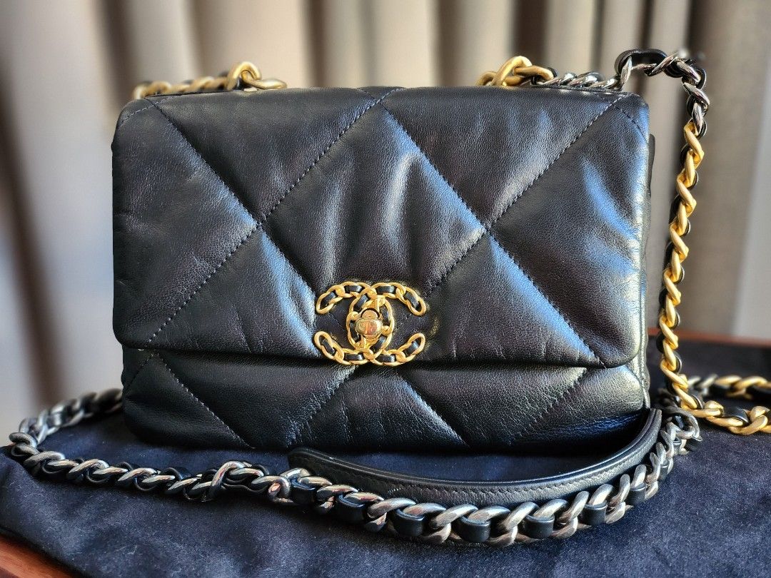 Chanel C19 Black Bag  Doluxury