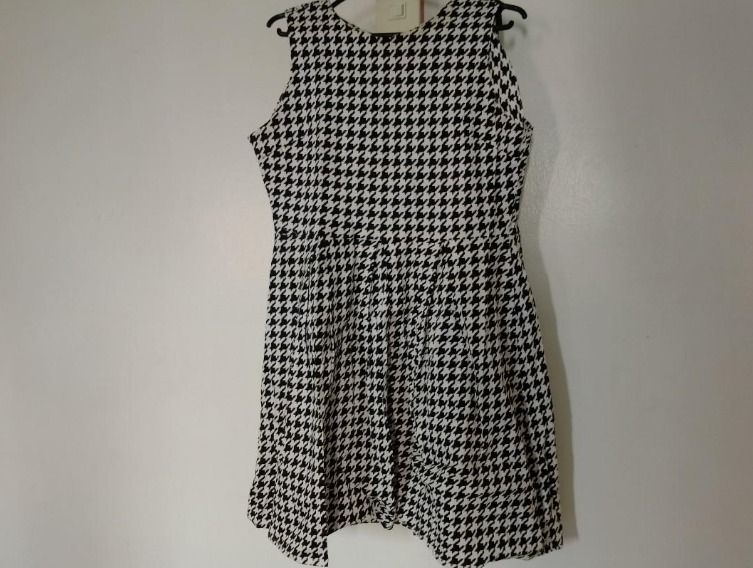 TAKE ALL - Plus Size Dress (Category: Dresses) located in Cavite. Submitted by levidage (Listing ID 1199718189, Image 2). Description: Plus Size Dress Bundle - GTWFab Royal Blue Dress (XL) - Kashieca Black and White Dress (Large, but fits XL well) - Unbranded Black Dress (XL) - Freebie: Bench black shirt (XL).